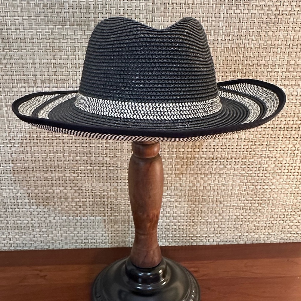 🌟HP🌟NWOT Black & Tan Paper Straw Garden Fedora Hat by Magid